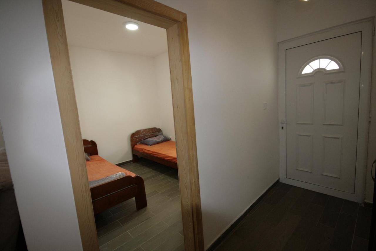 Apartmani Srdanovic تيفات المظهر الخارجي الصورة