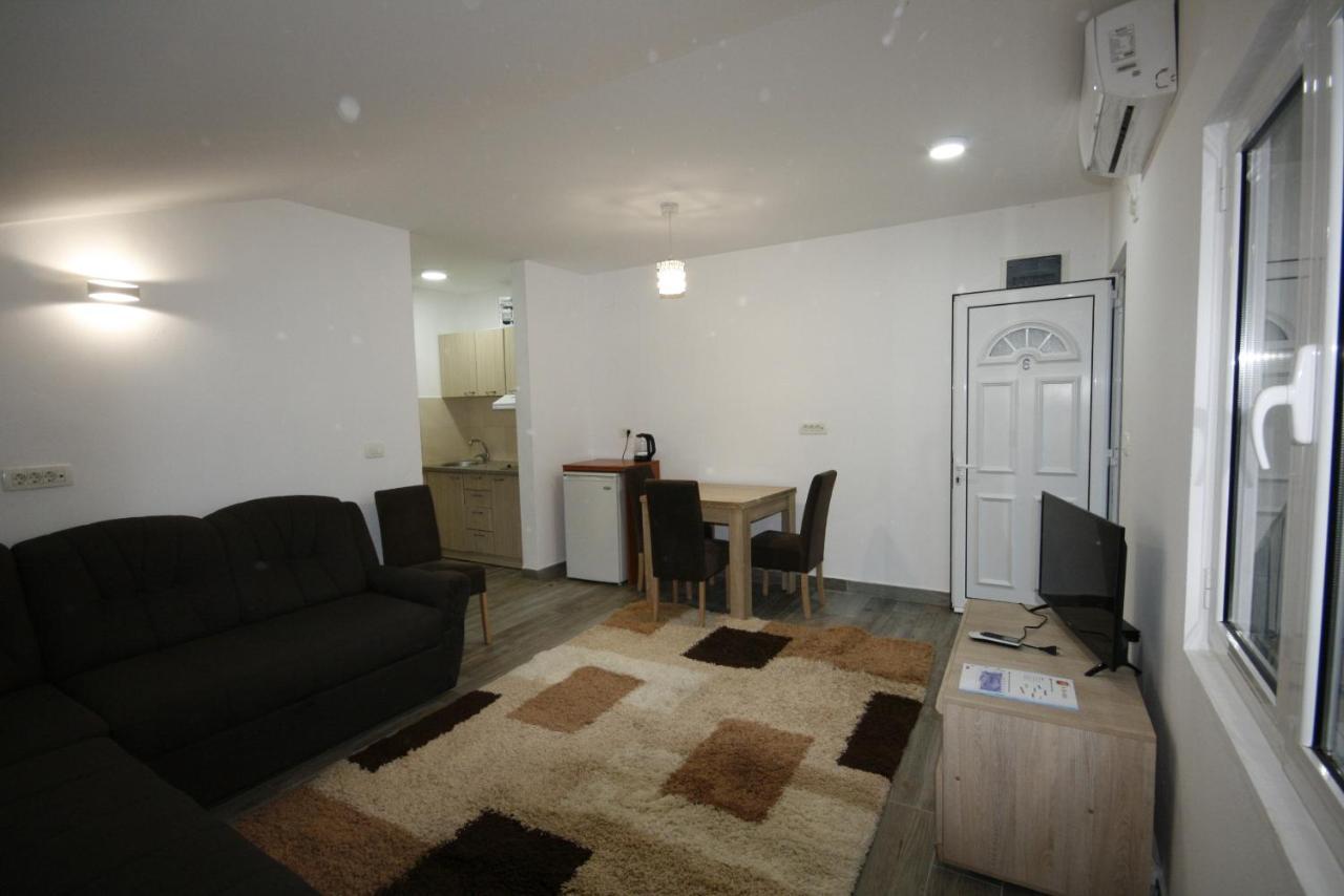 Apartmani Srdanovic تيفات المظهر الخارجي الصورة